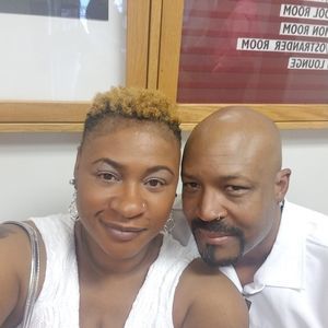 Meet your Posher, Vaneka